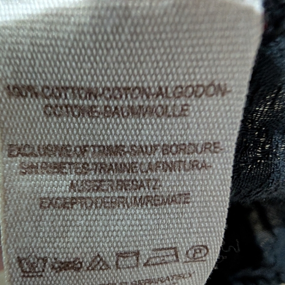 Free People Embroidered Black P Tunic Top Sz 8  with Red & Rust Floral Detail - Picture 6 of 8